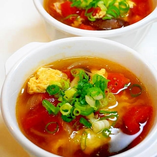 中華料理のお供に最適！トマトと卵の中華スープ